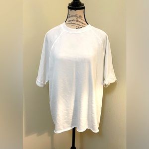 American Eagle Shortsleeved sweatshirt